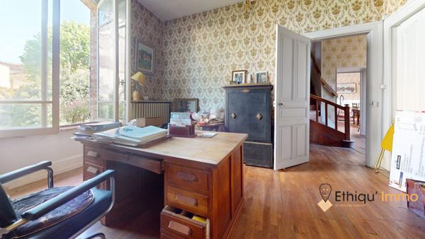 Maison bourgeoise 201m2-Bord de Rivière -Dépendance