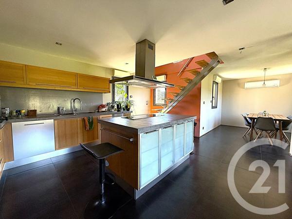 Maison à vendre  7 pièces - 185,80 m 2   BEAUVAIS  - 60