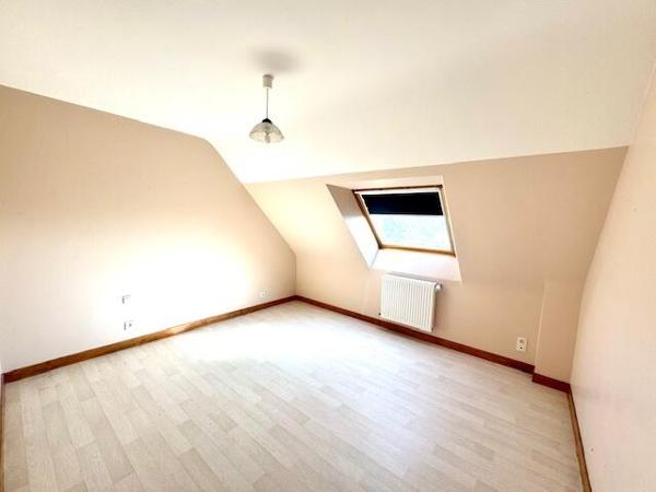 5 mn du centre de Guingamp, Très belle maison 4 chambres de 2011