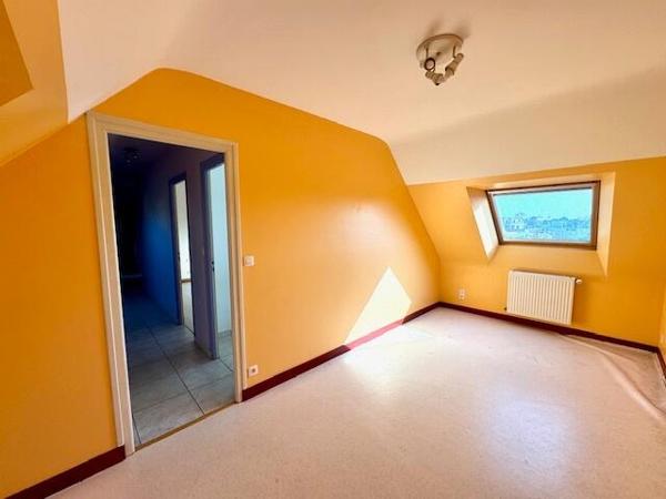 5 mn du centre de Guingamp, Très belle maison 4 chambres de 2011