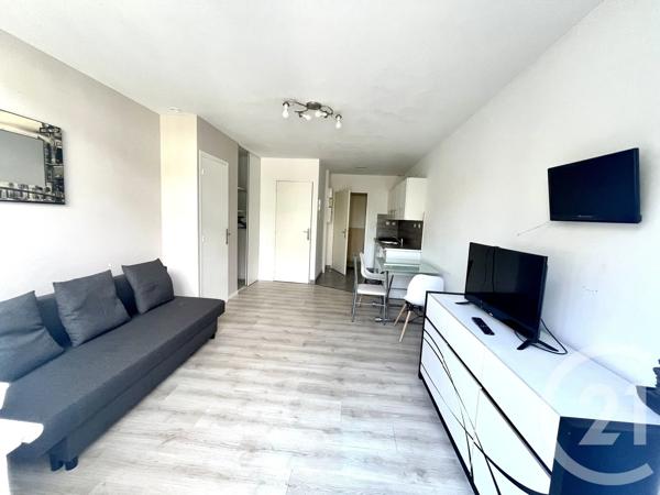 Immeuble à vendre  227 m 2   BOULOGNE SUR MER  - 62