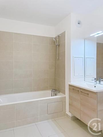 Appartement F3 à vendre  3 pièces - 58,62 m 2   COMPIEGNE  - 60