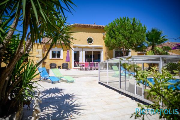 EXCLUSIVITÉ - VILLENEUVE LÈS BÉZIERS : Sur une parcelle de 664m², Villa T5 140m², piscine, deux garages