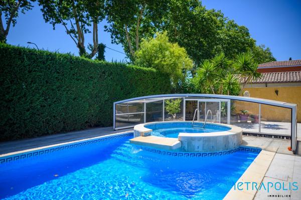 EXCLUSIVITÉ - VILLENEUVE LÈS BÉZIERS : Sur une parcelle de 664m², Villa T5 140m², piscine, deux garages