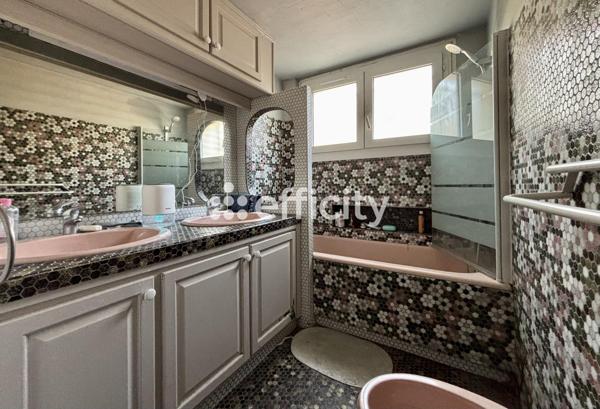 Maison 10 pièces - 260 m²