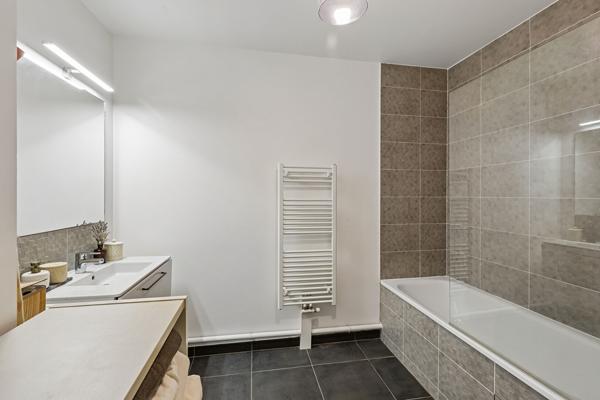 Appartement Nanterre 4 pièce(s) 77 m2
