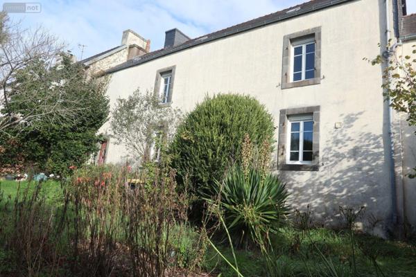 Maison à vendre à Pont-de-Buis-lès-Quimerch dans le Finistère (29590), ref : 1959