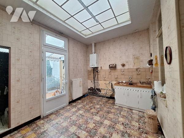 Maison 1930, jardin, garage limite MOUVAUX