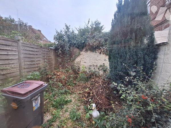 Maison 1930, jardin, garage limite MOUVAUX