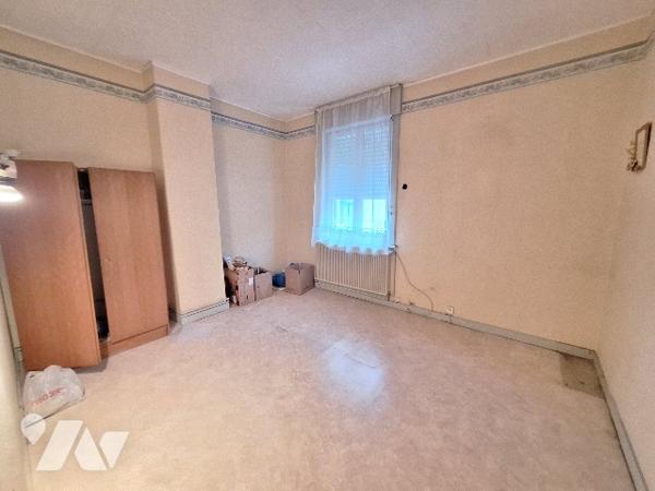 Maison 1930, jardin, garage limite MOUVAUX