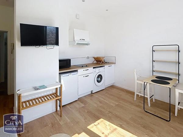 Appartement à vendre 1 pièce 21.8m² Saint-Quentin (02100)