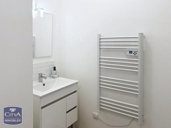 Appartement à vendre 1 pièce 21.8m² Saint-Quentin (02100)