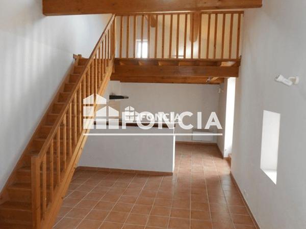 Location Appartement 2 pièces 55.8 m² - 7 PLACE DU 11 NOVEMBRE 1918 Saint Genies De Comolas 30150