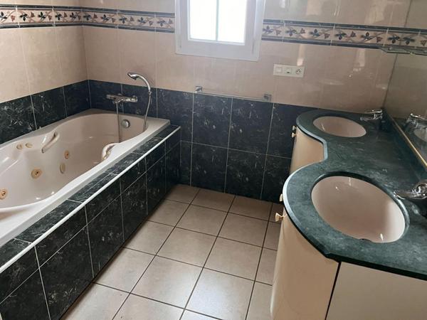 Maison La Barre De Monts 5 pièce(s) 142 m2