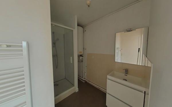 Appartement à louer    2 pièces •  Romans-sur-Isère