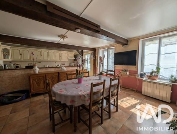 Immeuble à vendre 248 m² Aumale
