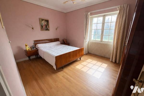 A VENDRE - SARLAT LA CANEDA - Maison de 156 m² sur parcelle de 4173 m²