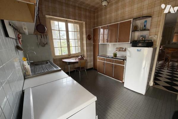 A VENDRE - SARLAT LA CANEDA - Maison de 156 m² sur parcelle de 4173 m²