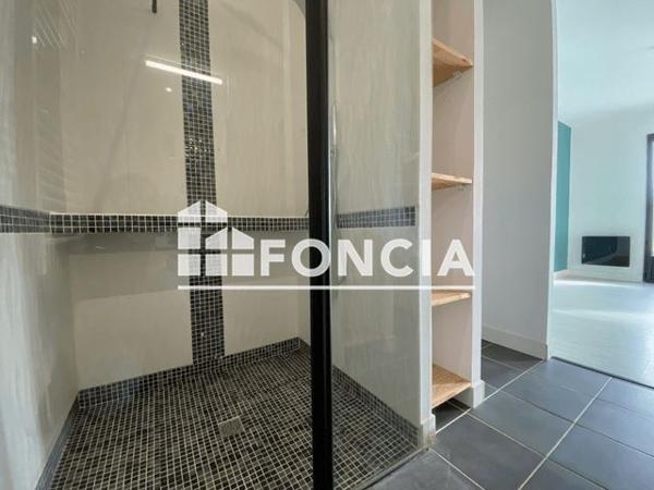 Location Maison 5 pièces 142.7 m² - 6 RUE DU CHEMIN VERT Angliers 17540