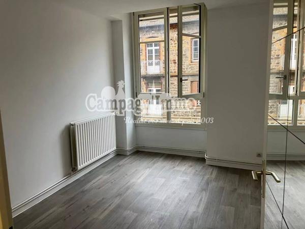 T4 DE 97m² près de VINDRY SUR TURDINE.