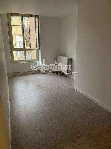 T4 DE 97m² près de VINDRY SUR TURDINE.