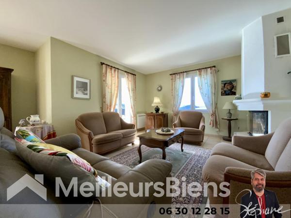 Plain pied jardin garage centre Montendre