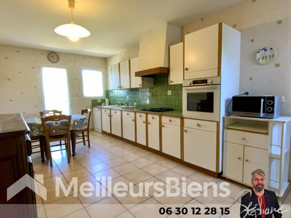 Plain pied jardin garage centre Montendre