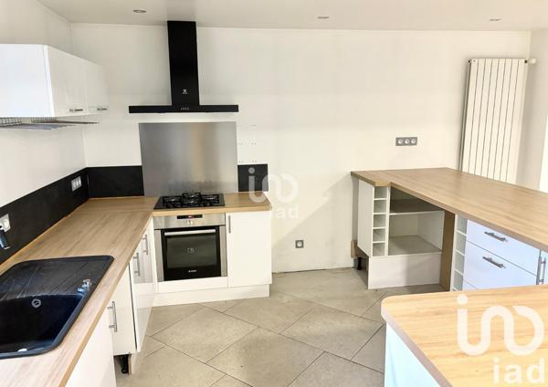 Maison rustique 7 pièces de 153 m² à Montmirail (51210)