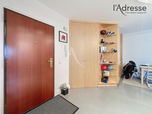 L'Adresse Immobilier - Élégant 3 pièces lumineux de 67 m² - Cave - Parking en sus