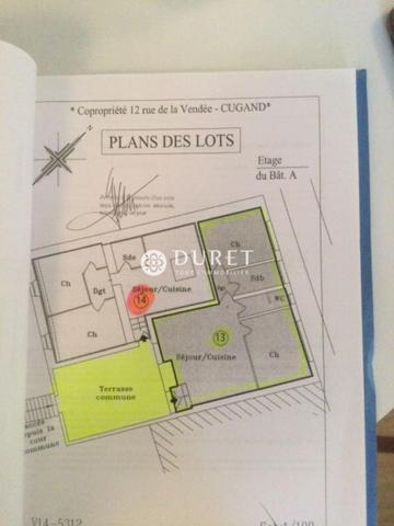 APPARTEMENT T3 AU DERNIER ETAGE AVEC DEPENDANCES ET STATIONNEMENT