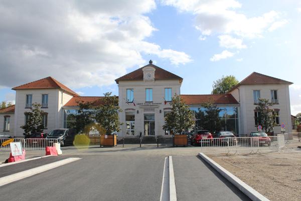 Place de parking Ozoir La Ferriere 12 m2 - OZOIR LA FERRIERE