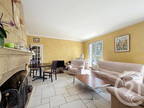 Maison à vendre  9 pièces - 231 m 2   ST JULIEN LES METZ  - 57