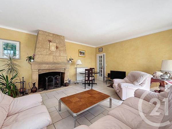 Maison à vendre  9 pièces - 231 m 2   ST JULIEN LES METZ  - 57