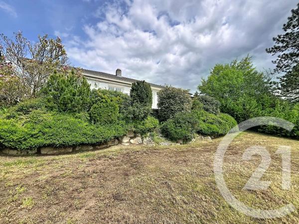 Maison à vendre  9 pièces - 231 m 2   ST JULIEN LES METZ  - 57