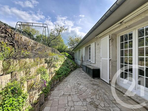 Maison à vendre  9 pièces - 231 m 2   ST JULIEN LES METZ  - 57