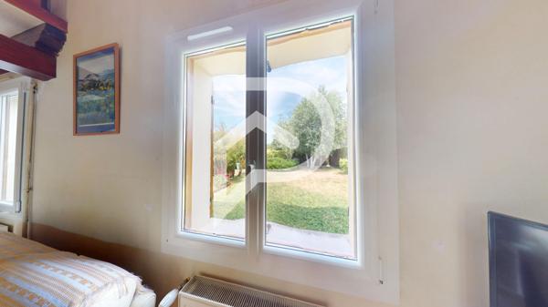 FONTAINE LE COMTE - BOURG - PROCHE COMMODITES - MAISON FAMILIALE - 4 CHAMBRES -