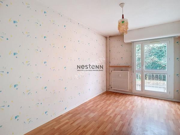 A VENDRE. Appartement Le Pont De Claix 5 pièce(s) dans une résidence sécurisée.