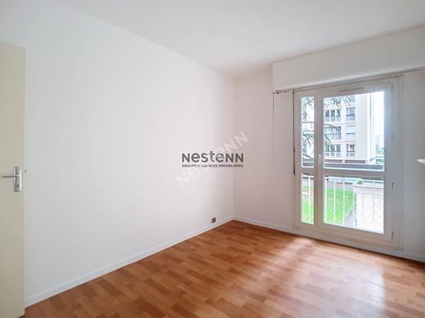 A VENDRE. Appartement Le Pont De Claix 5 pièce(s) dans une résidence sécurisée.