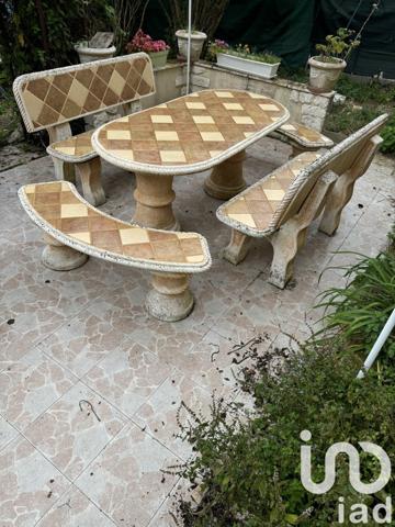 Maison traditionnelle 6 pièces de 170 m² à Saint-Just-Sauvage (51260)