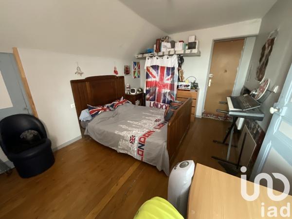 Maison traditionnelle 6 pièces de 170 m² à Saint-Just-Sauvage (51260)