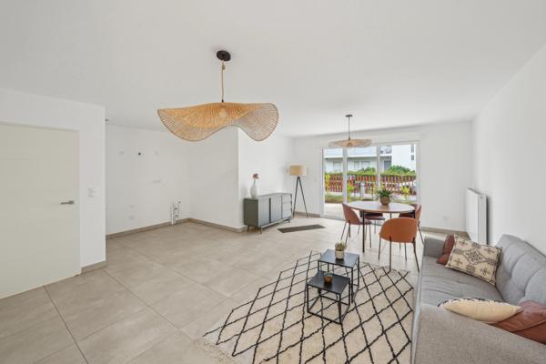 Appartement neuf T4 de 87m² avec parkings, jardin et terrasse à Caudéran