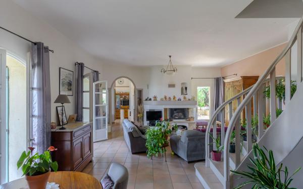 Maison à vendre    4 pièces •  Manosque