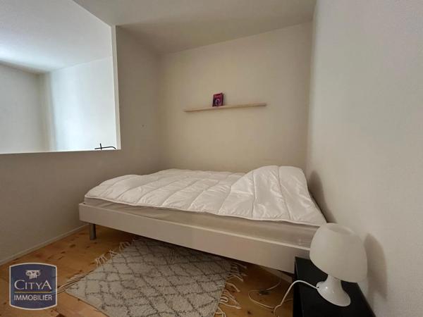 Appartement à louer 1 pièce 33.32m²