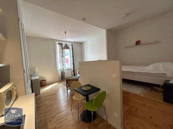 Appartement à louer 1 pièce 33.32m²