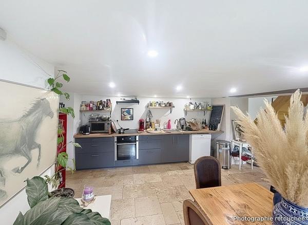 À vendre - Maison ancienne, 8 pièces située à Azay-sur-Cher (37270)