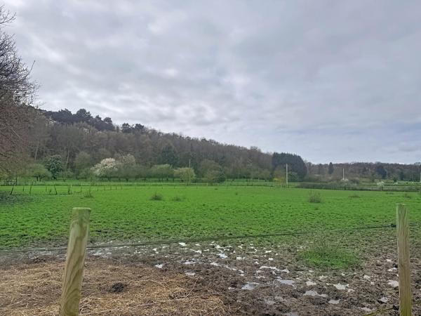 À vendre - Maison ancienne, 8 pièces située à Azay-sur-Cher (37270)