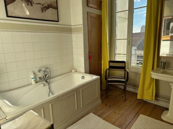 Maison de caractère Centre de Rochefort 5 chambres, 304 m² hab