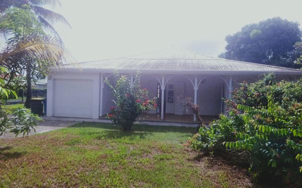 Maison à louer    5 pièces •  Baie-Mahault