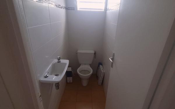 Maison à louer    5 pièces •  Baie-Mahault