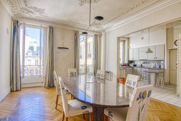 Versailles Notre-Dame- Appartement duplex 8 pièces 303 m² au sol avec garage €1 995 000 ** - Référence 25574